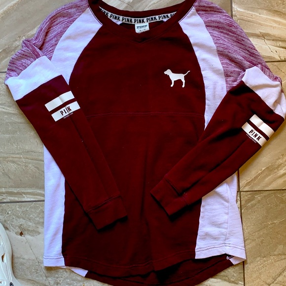 SIZE XS BUT FITS UP TO M VS PINK JESERY STYLE SWEATER - Picture 2 of 2